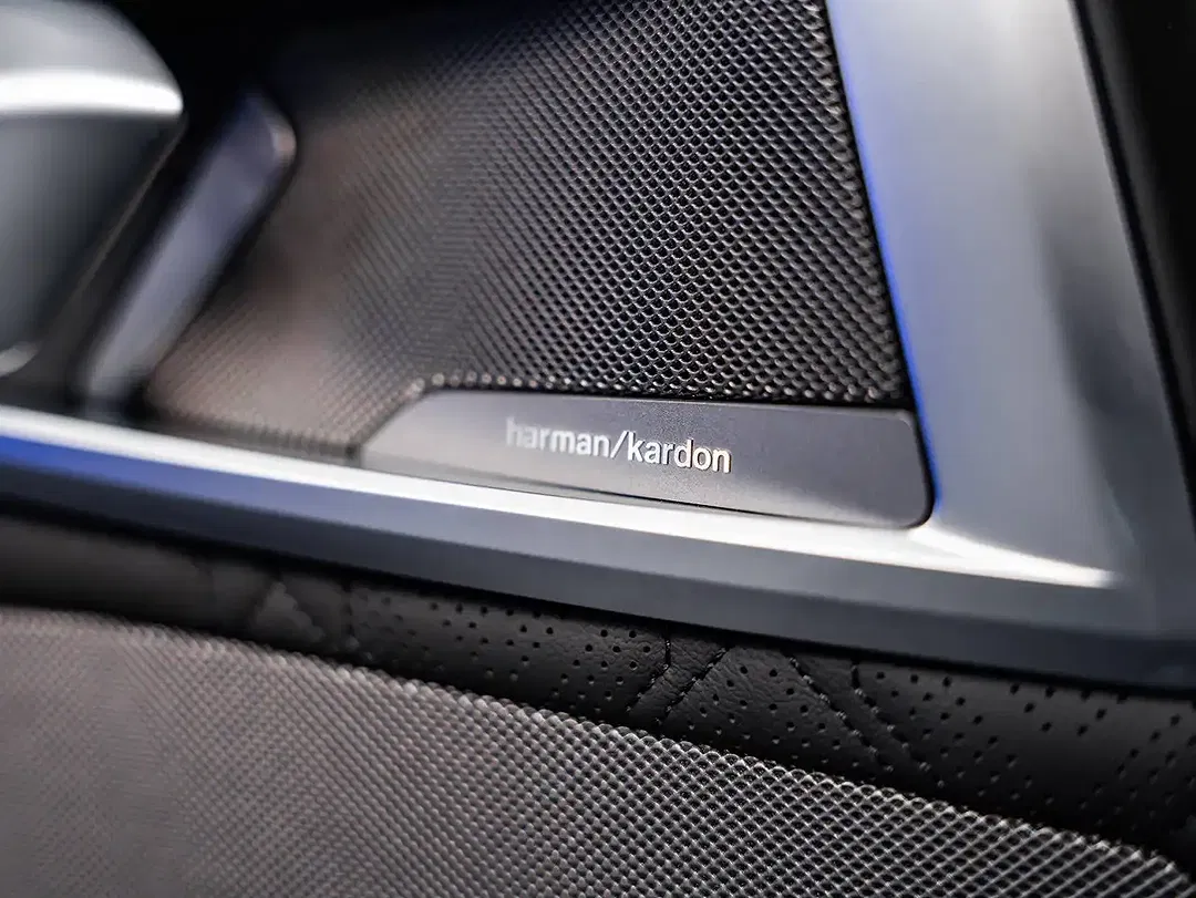BMW M8 Competition Gran Coupe - Thumbnail 6