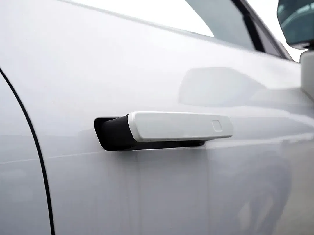 Lynk & Co 08 - Thumbnail 9