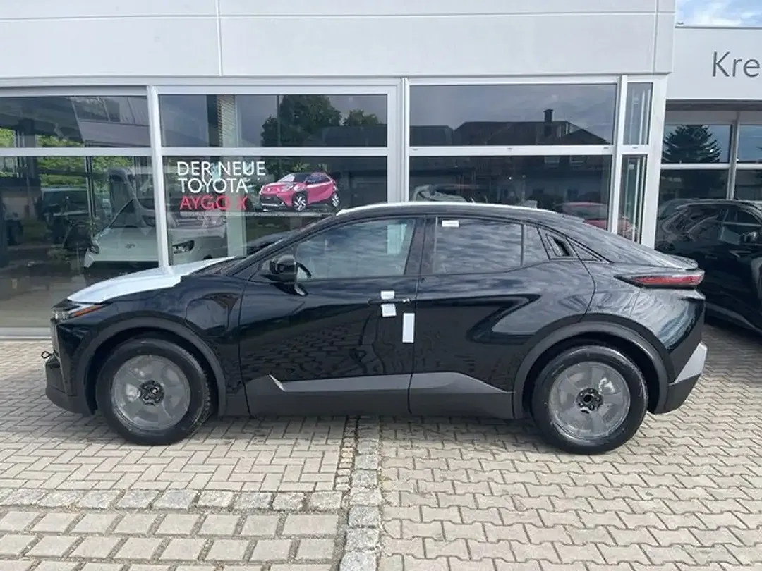 Toyota C-HR+ Teamplayer - Thumbnail 3