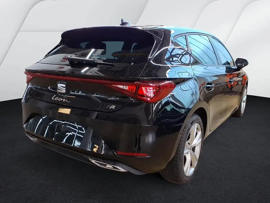 SEAT Leon 1.5 eTSI DSG FR - Thumbnail 2