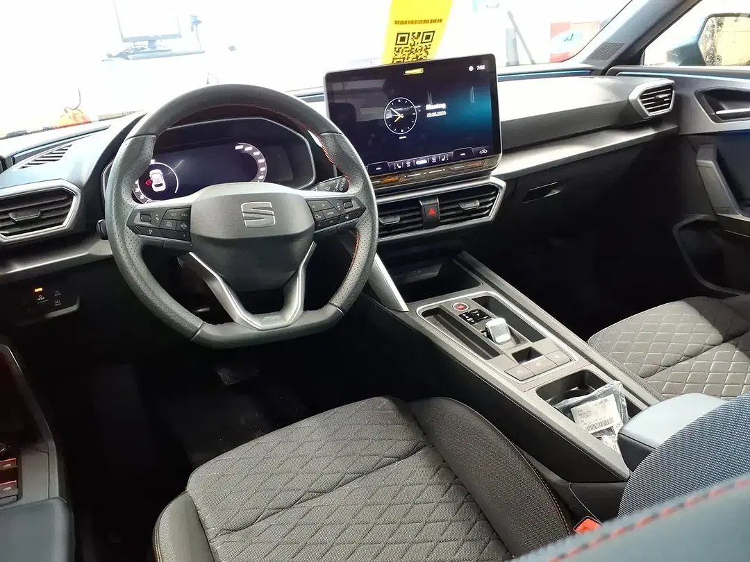 SEAT Leon 1.5 eTSI DSG FR - Thumbnail 5