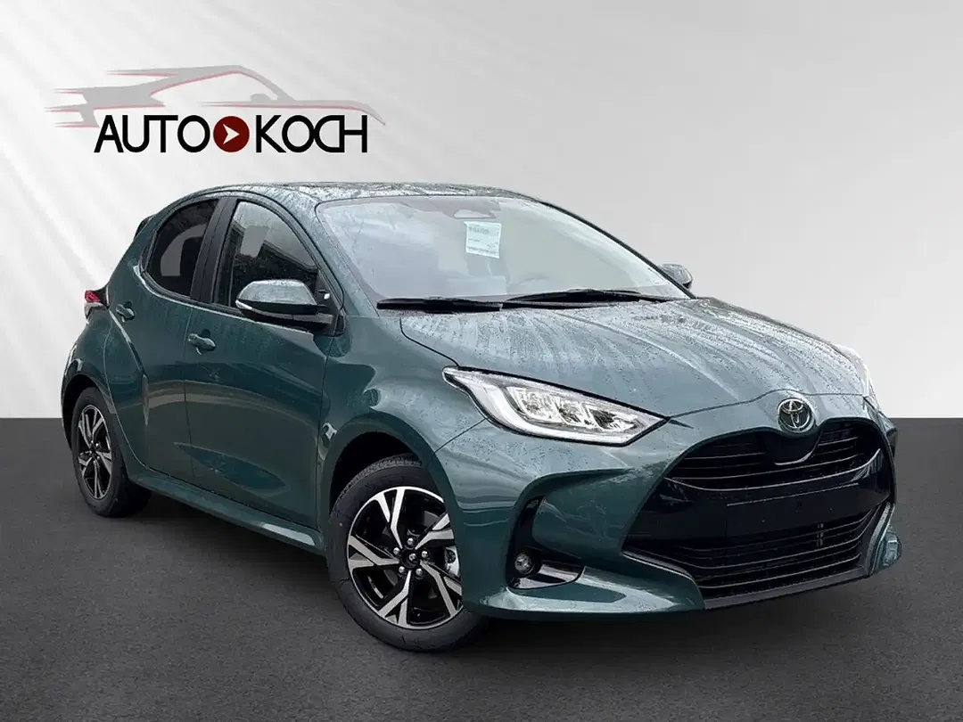 Toyota Yaris Hybrid Teamplayer - Thumbnail 1
