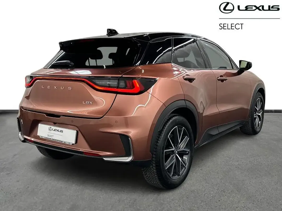 Lexus LBX Cool - foto 15