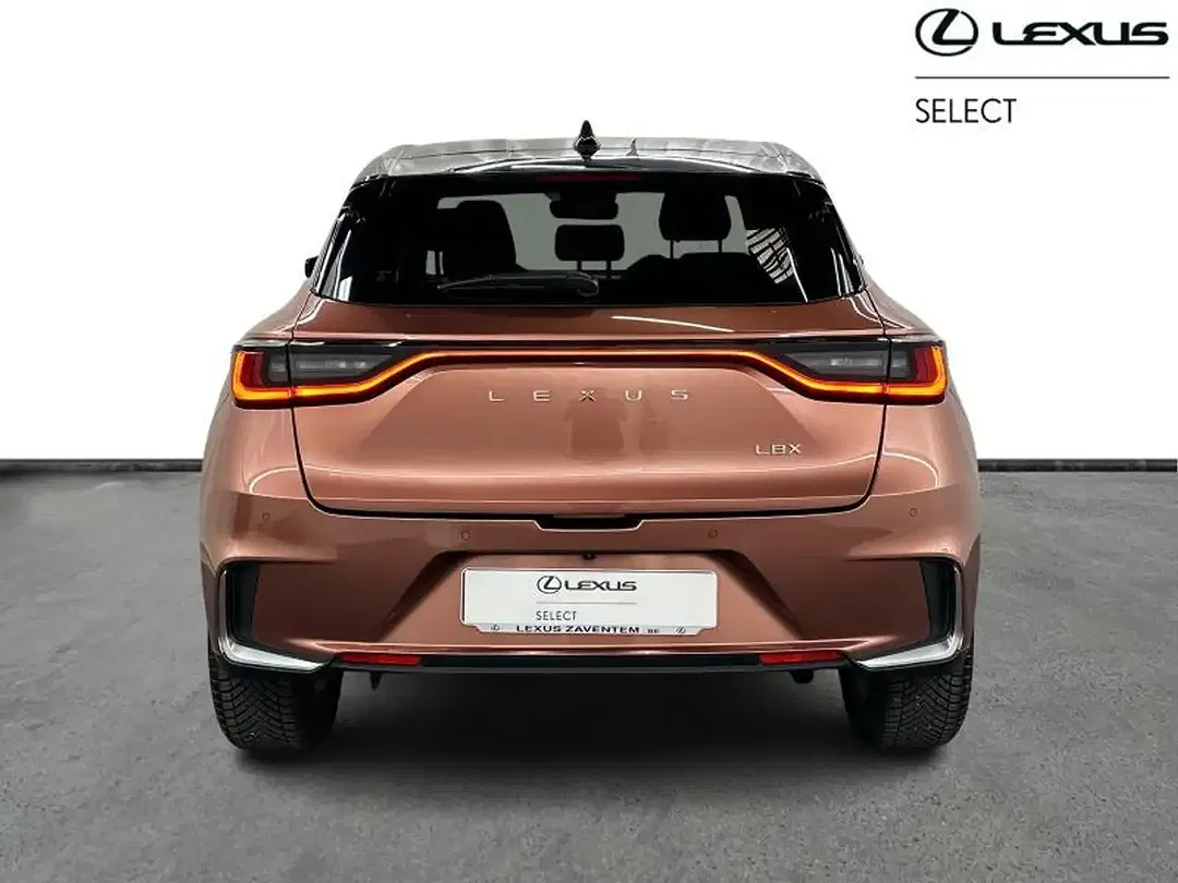 Lexus LBX Cool - Thumbnail 4