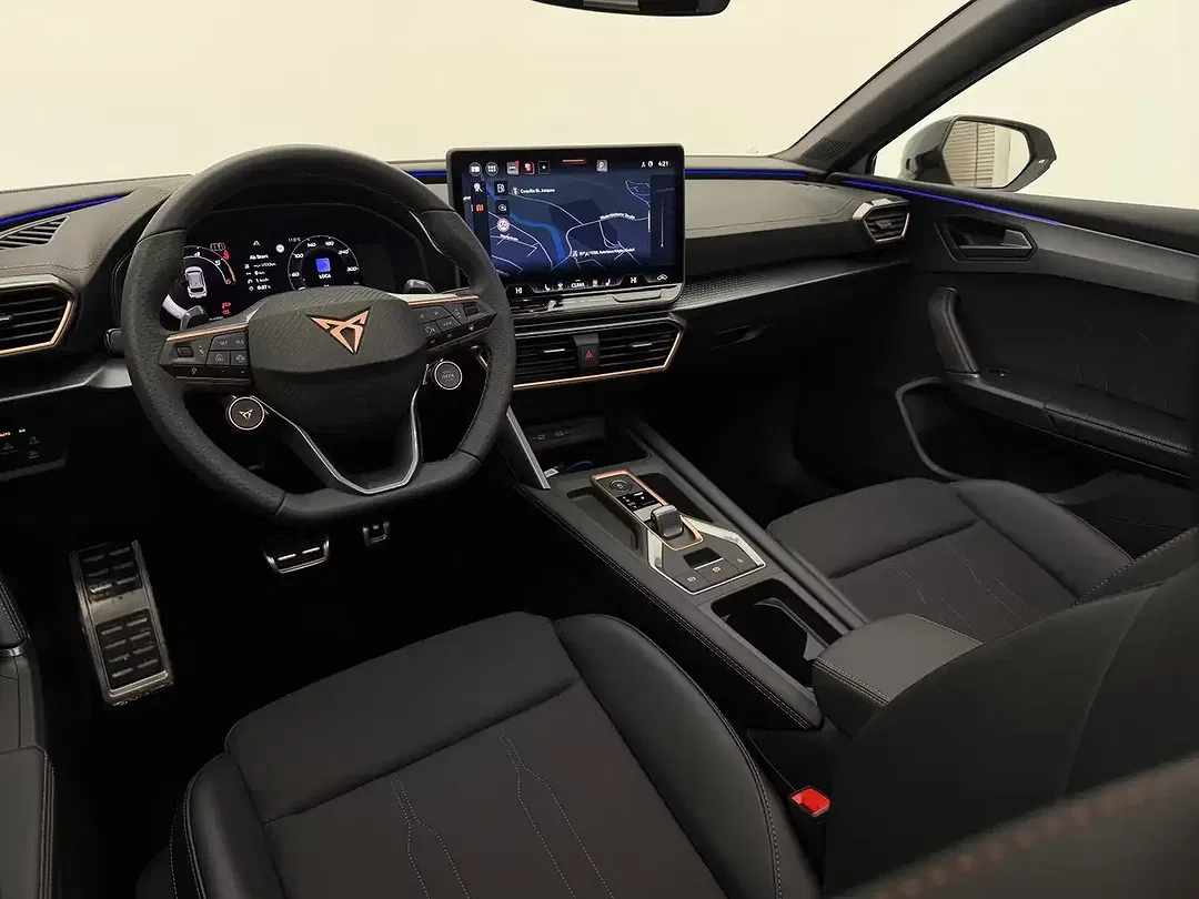 CUPRA Leon 1.5 eTSI DSG Matrix LED Sportstourer - Thumbnail 2