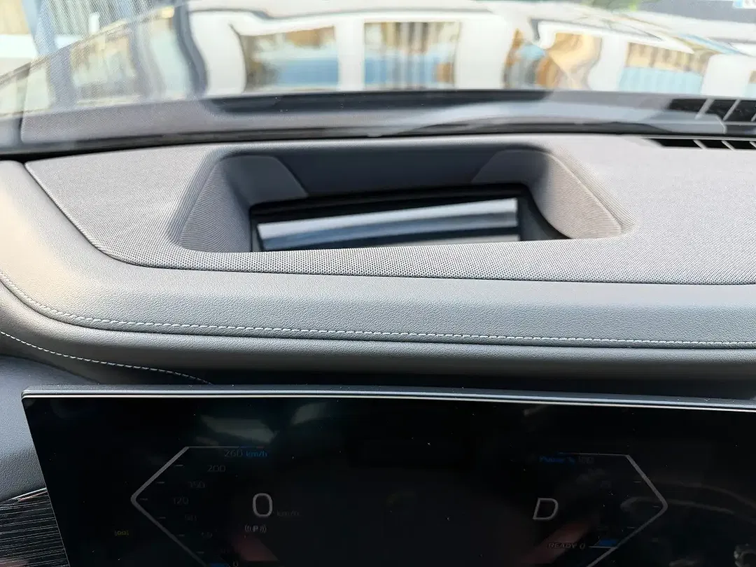 BMW 750 xDrive M Sport Pro - Thumbnail 7