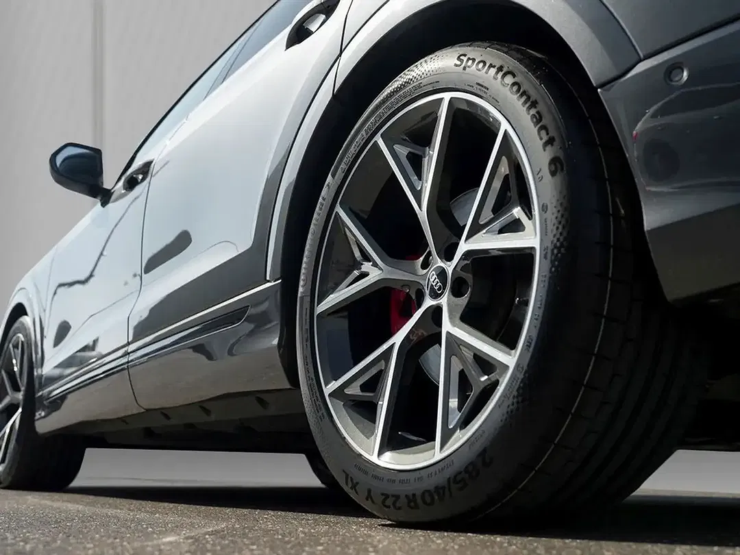Audi SQ8 4.0 TFSI quattro Matrix LED - Thumbnail 6