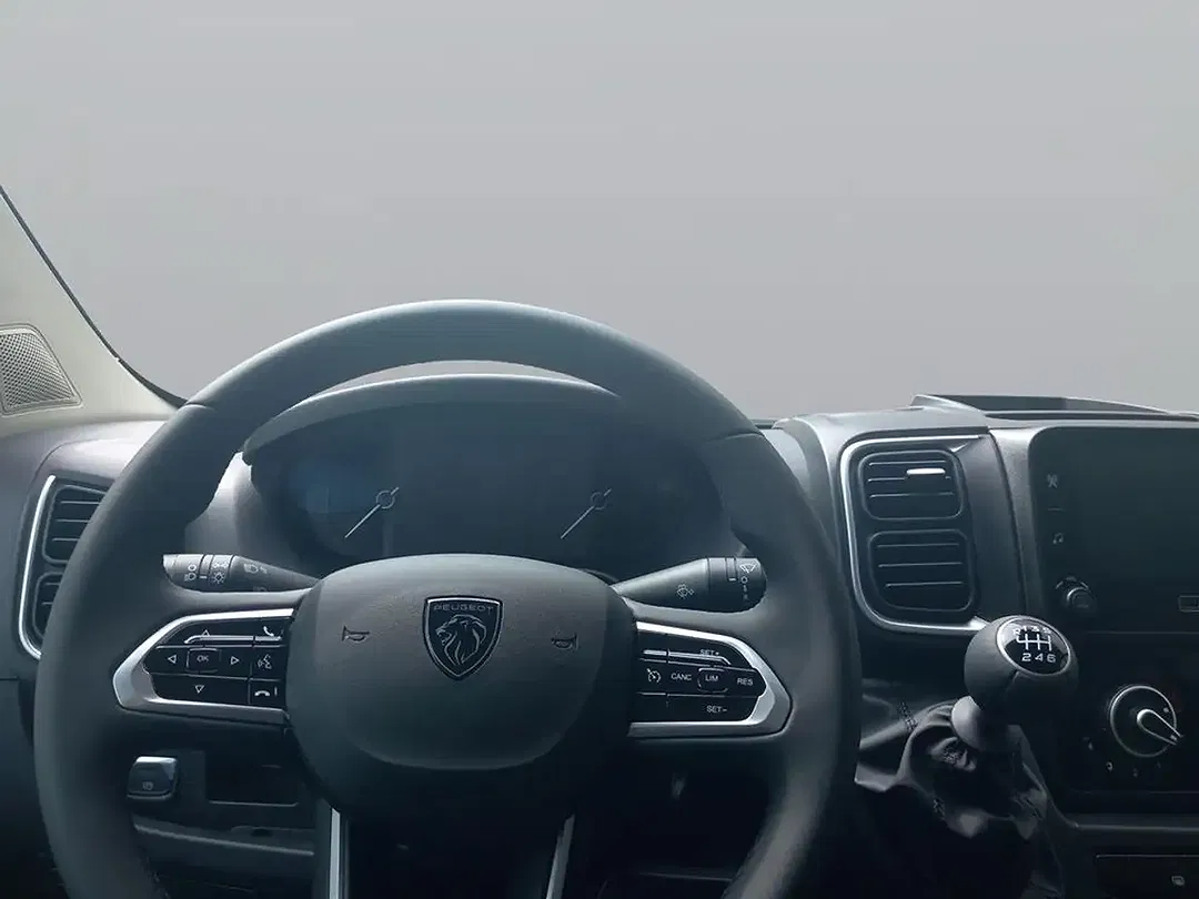 Peugeot Boxer - foto 13