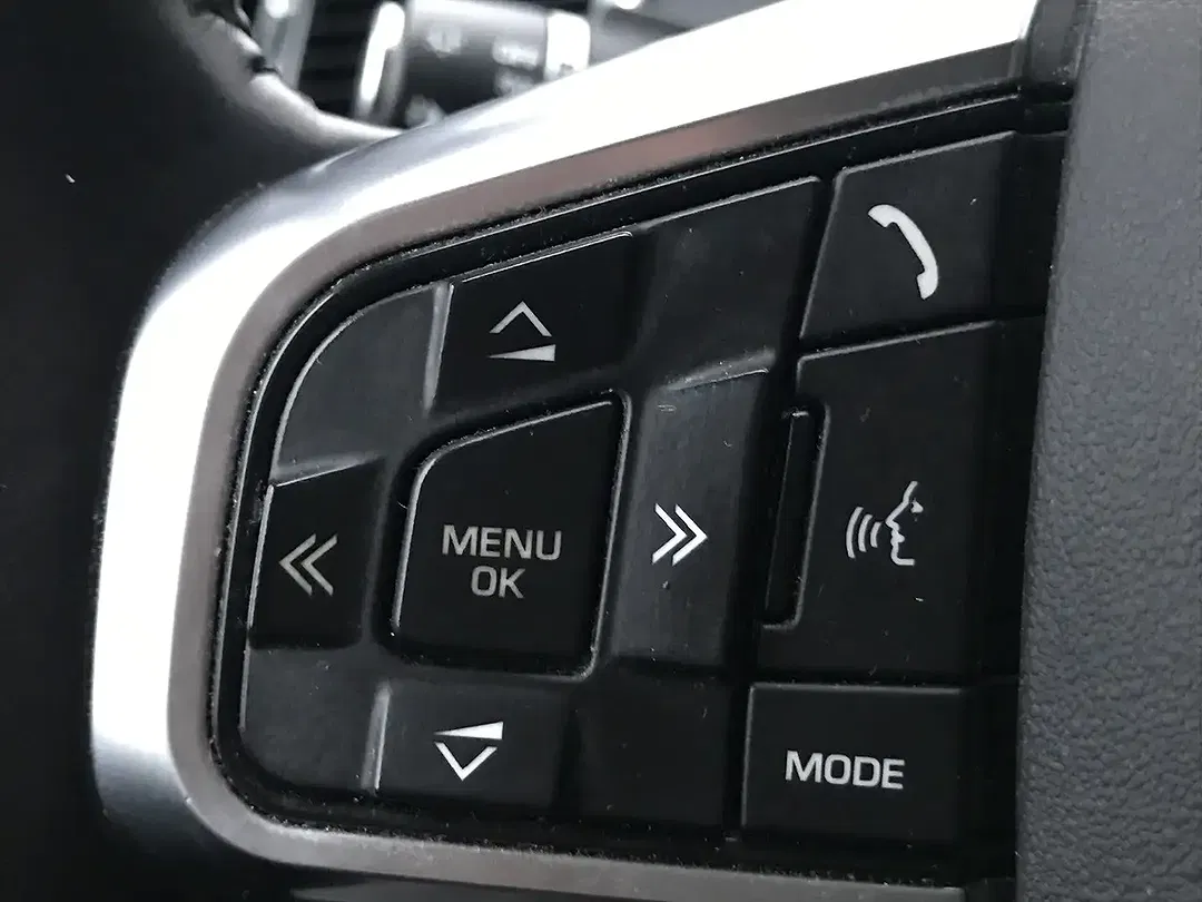 BMW 116 - Thumbnail 10