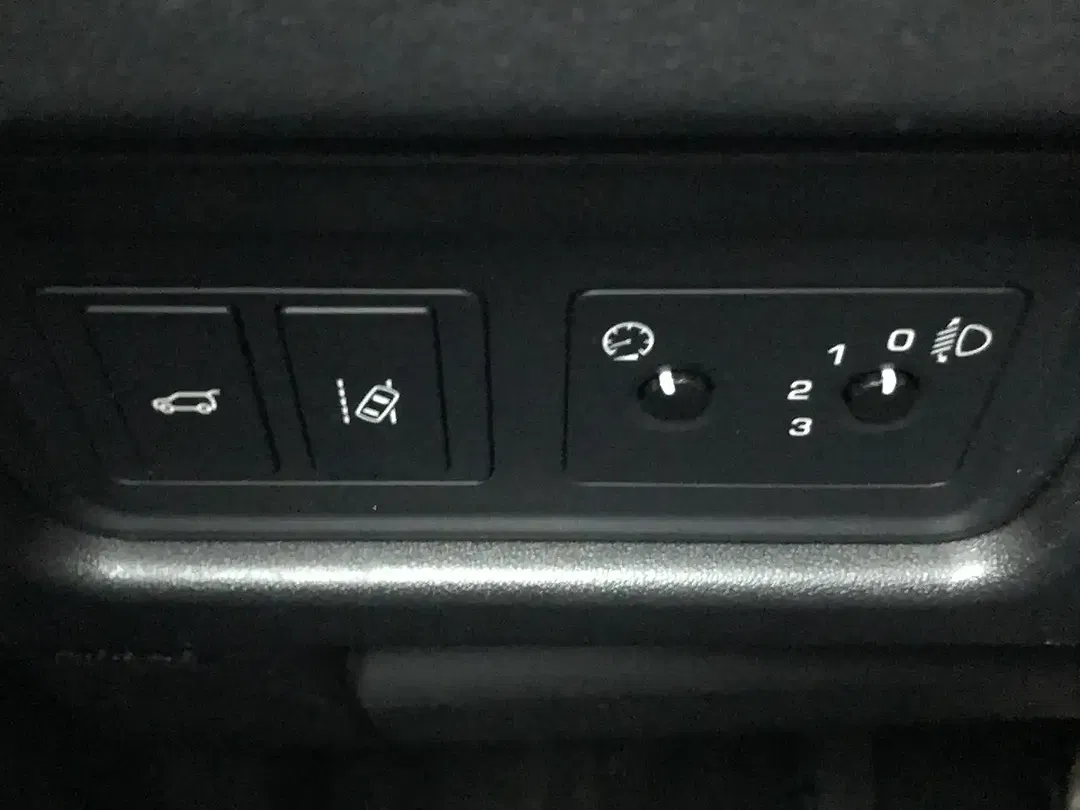 BMW 116 - Thumbnail 11