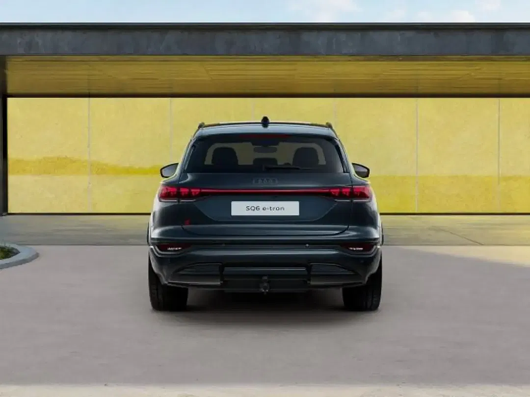 Audi SQ6 e-tron - Thumbnail 3