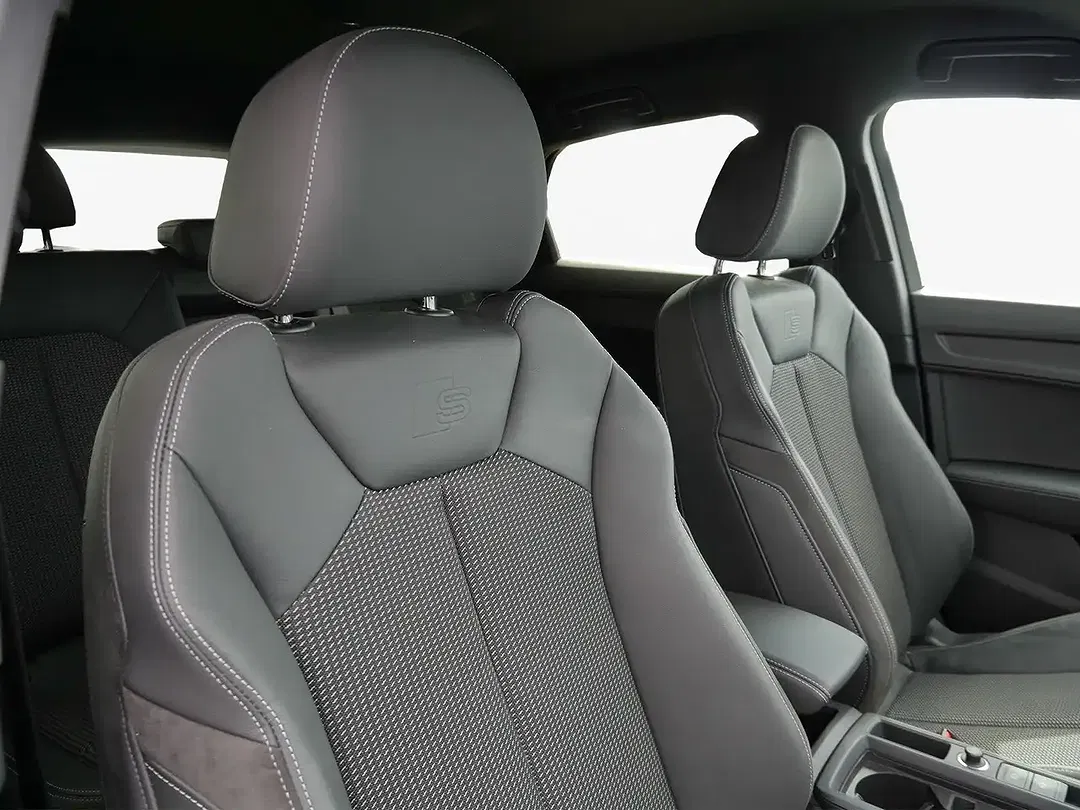 Audi Q3 45 TFSI e S line - Thumbnail 10