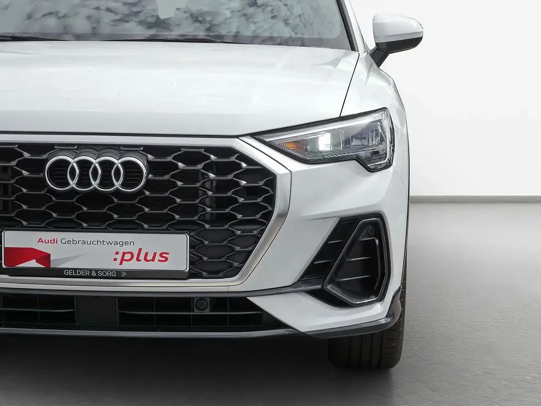 Audi Q3 45 TFSI e S line - Thumbnail 12