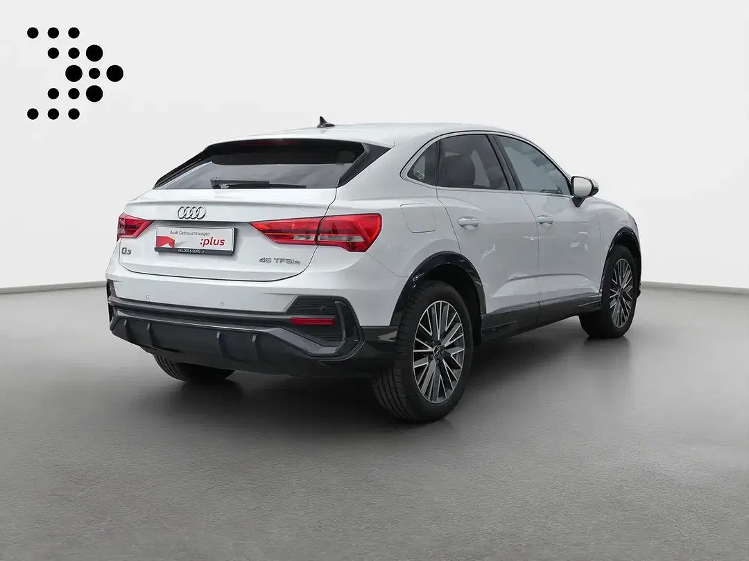Audi Q3 45 TFSI e S line - foto 1