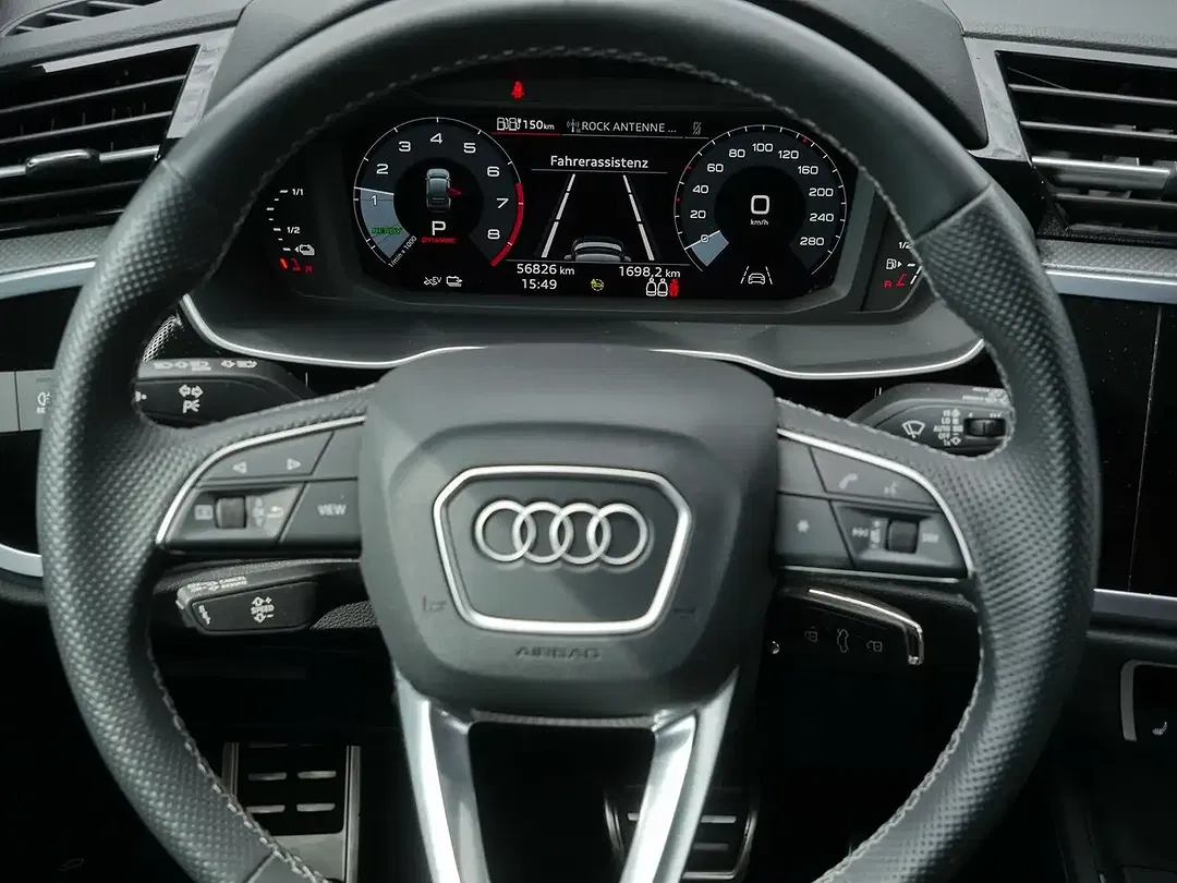 Audi Q3 45 TFSI e S line - Thumbnail 8