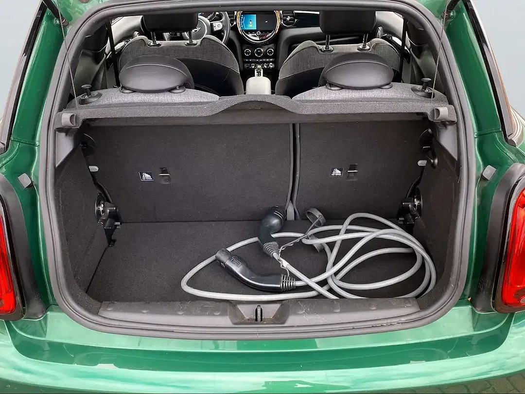 MINI Cooper SE Classic Trim - Thumbnail 15