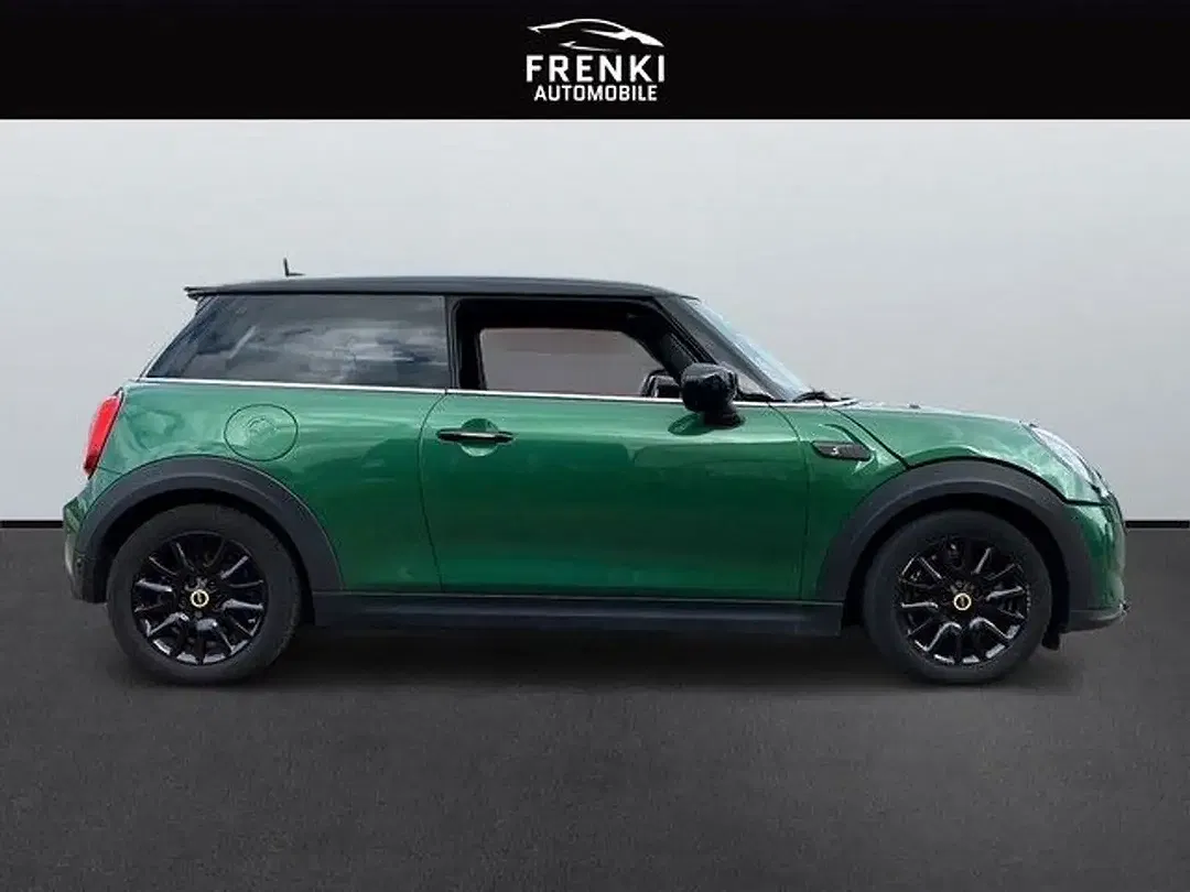 MINI Cooper SE Classic Trim - Thumbnail 4