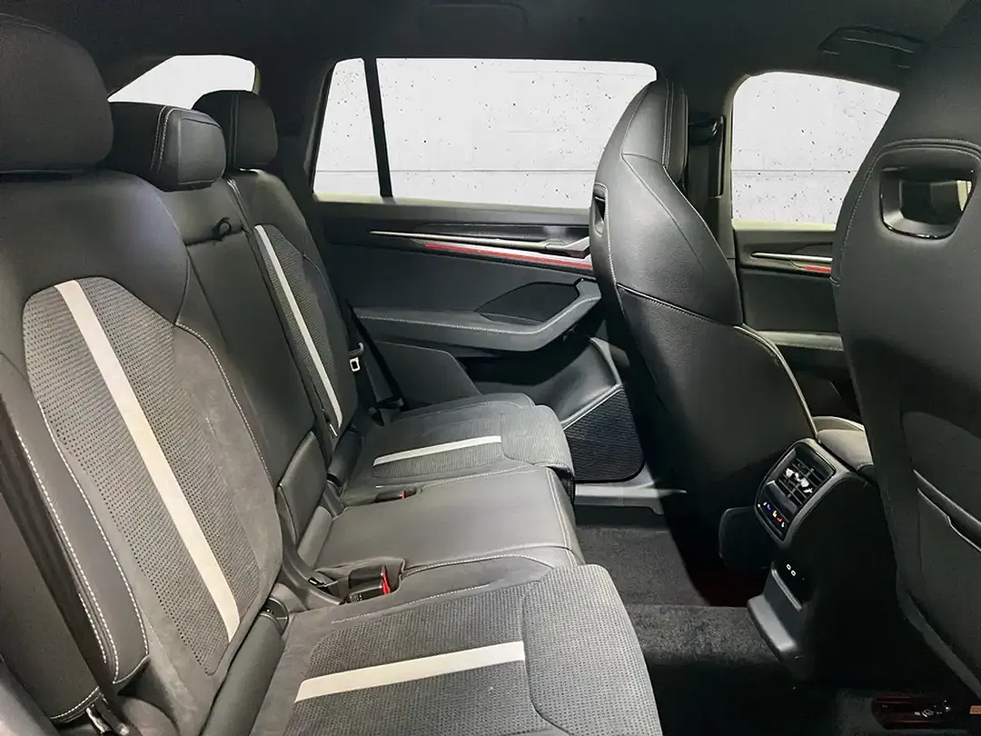 Skoda Kodiaq 1.5 TSI iV Sportline - Thumbnail 10