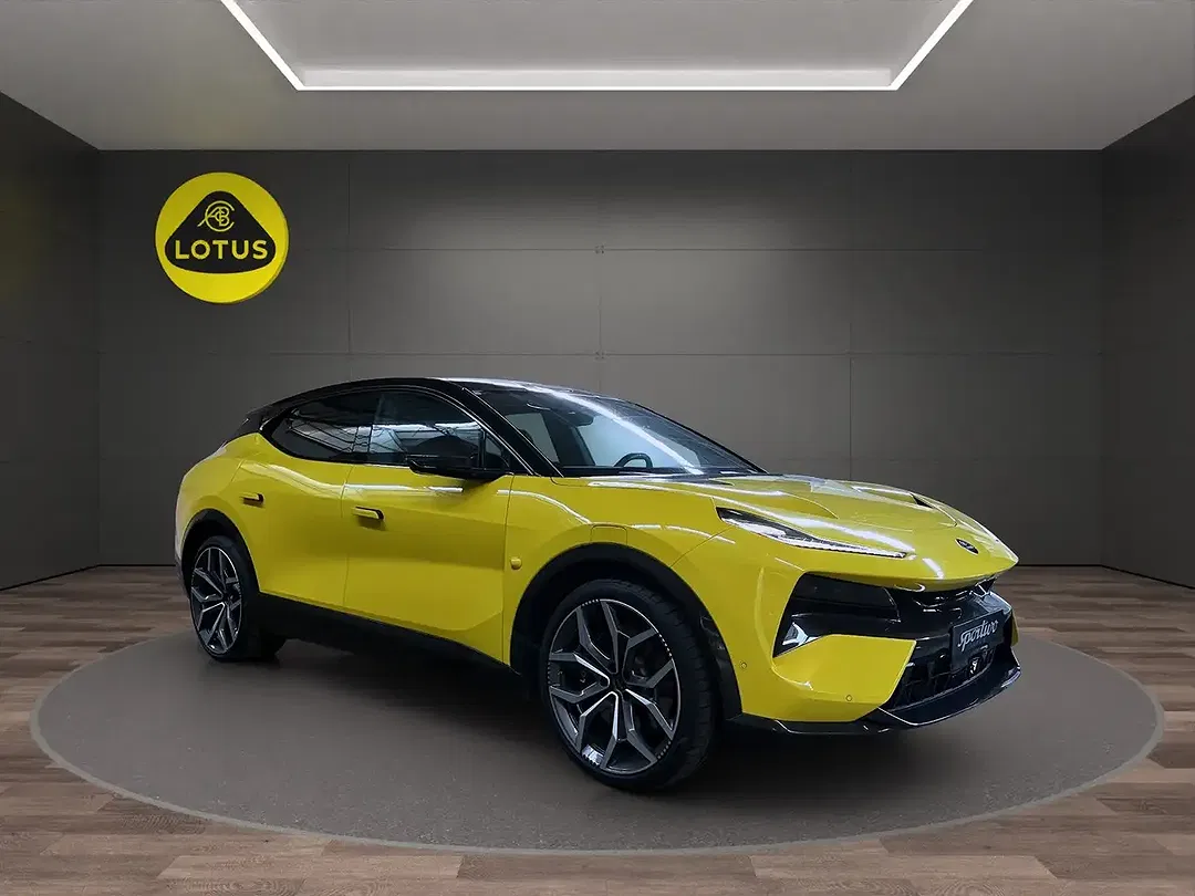 Lotus Eletre R - Thumbnail 8