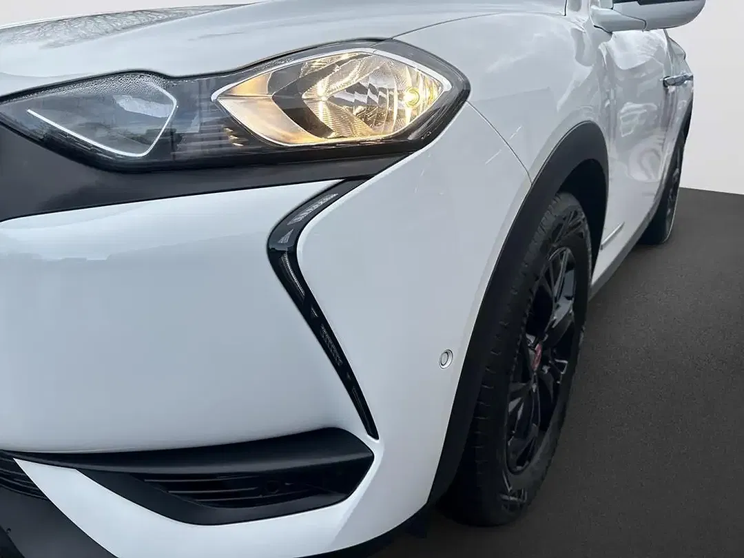 DS Automobiles DS 3 Crossback - Thumbnail 8