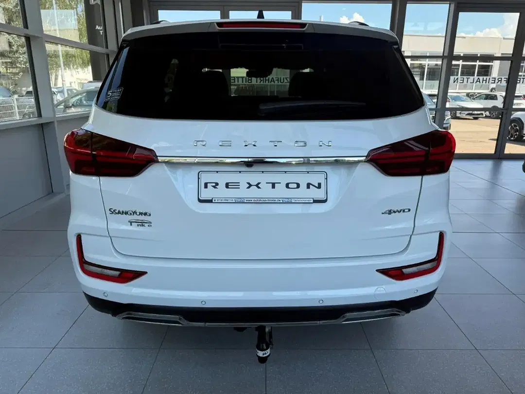 KGM Rexton - Thumbnail 7