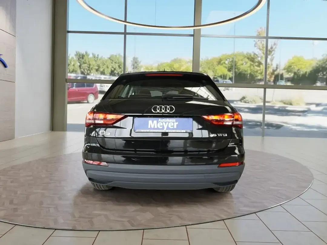 Audi Q3 S tronic - Thumbnail 6