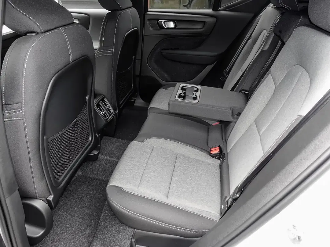 Volvo XC40 B3 Plus Dark - Thumbnail 14