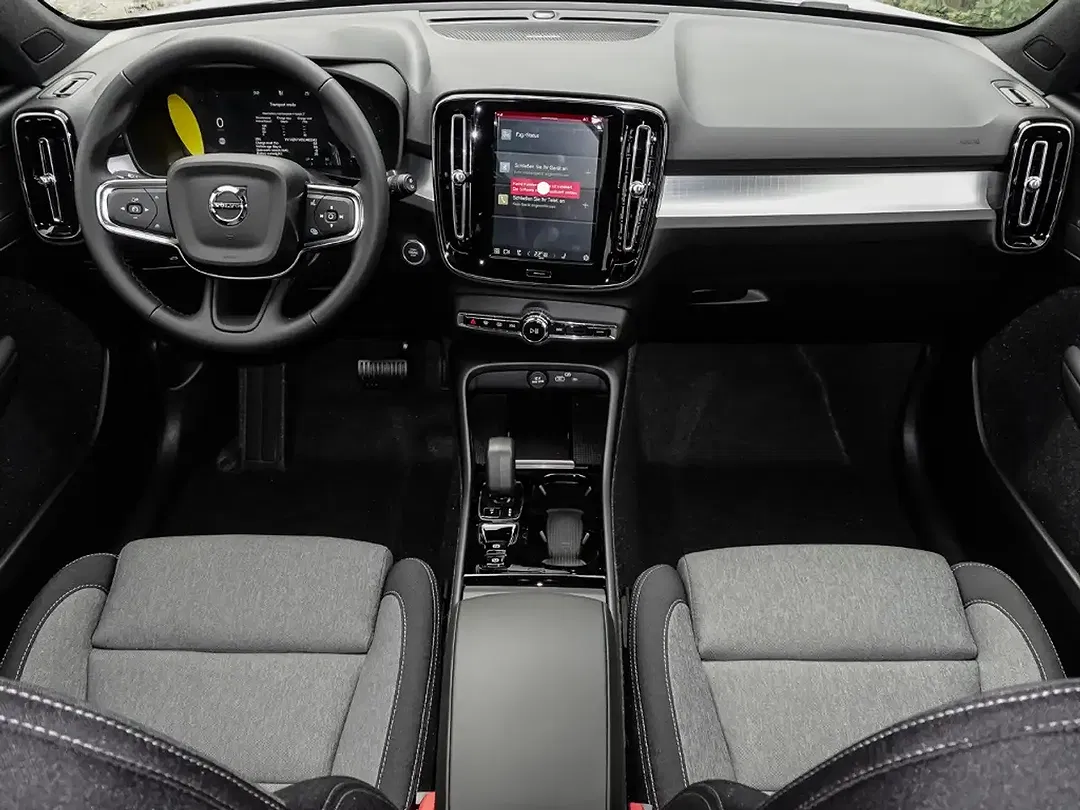 Volvo XC40 B3 Plus Dark - Thumbnail 6