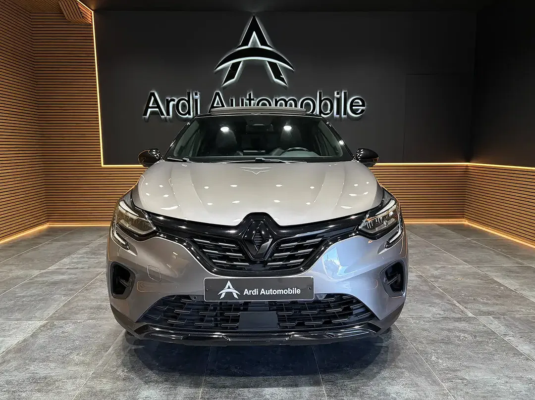 Renault Captur E-Tech Hybrid - Thumbnail 3
