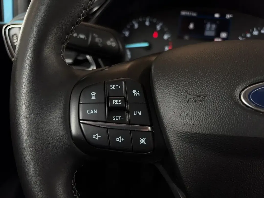 Ford Fiesta 1.0 EcoBoost Hybrid Titanium X - Thumbnail 13