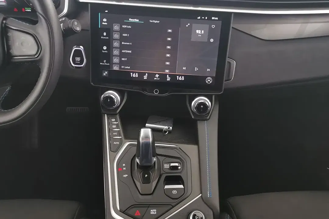 Lynk & Co 01 - Thumbnail 10