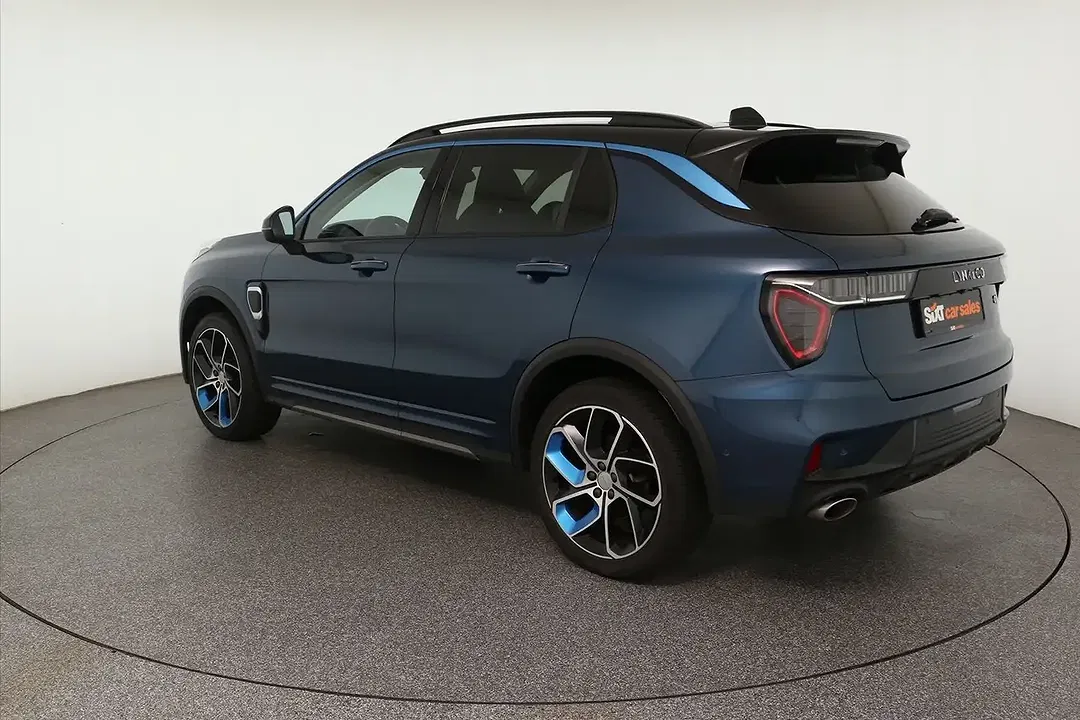 Lynk & Co 01 - Thumbnail 4