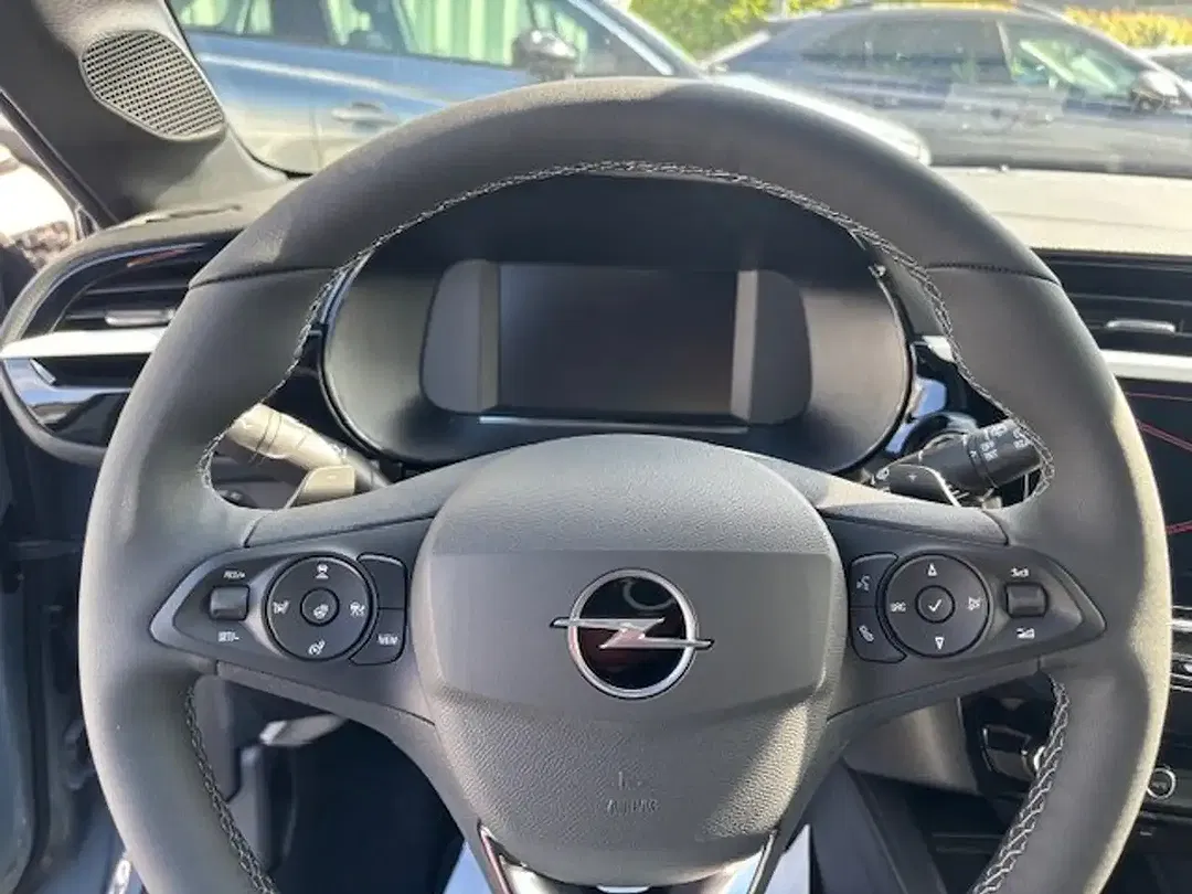 Opel Corsa Hybrid GS - Thumbnail 11