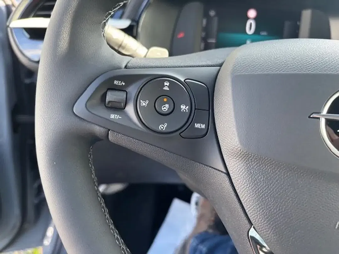 Opel Corsa Hybrid GS - Thumbnail 15