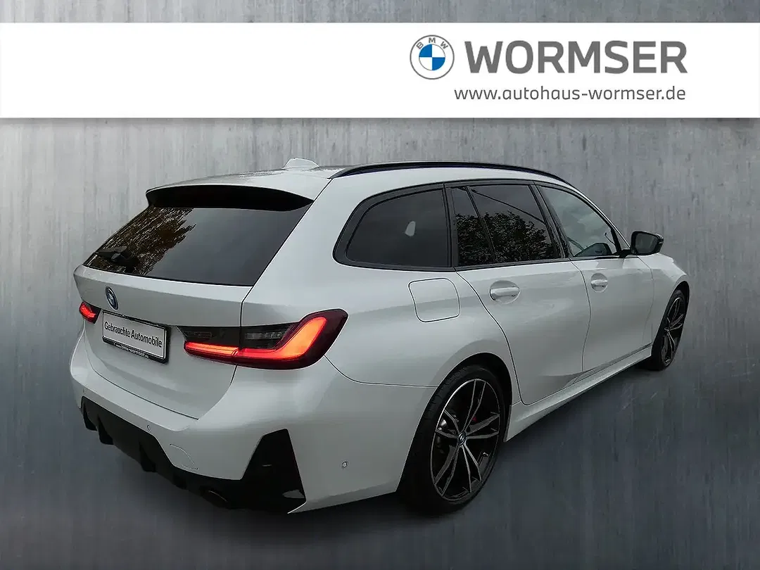 BMW 330 Touring M Sport Pro - Thumbnail 4