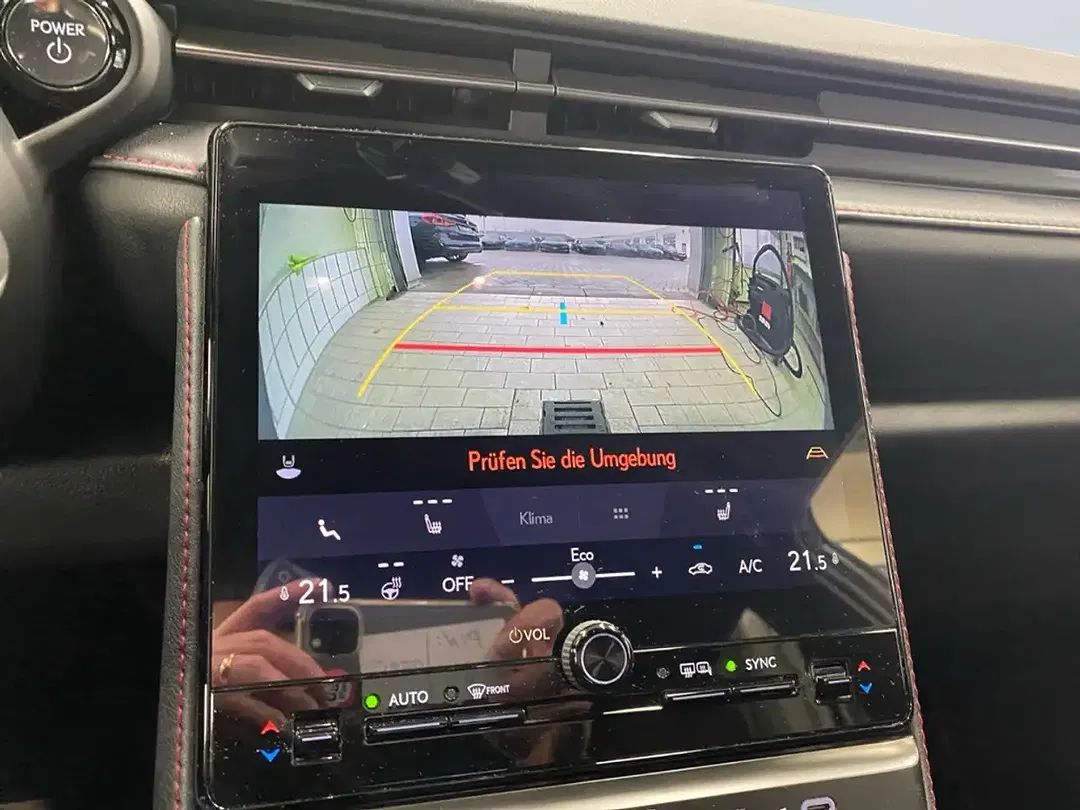 Lexus LBX Emotion - Thumbnail 7