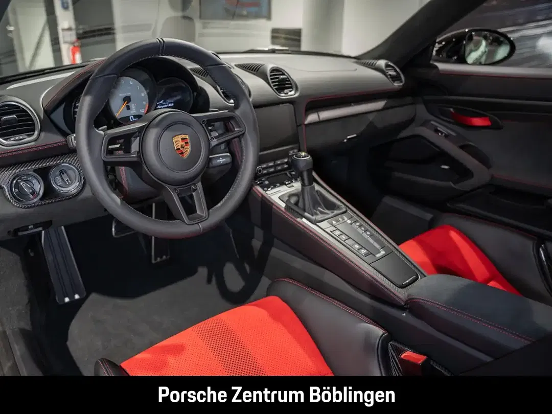 Porsche 718 Spyder RS Sport Chrono - Thumbnail 4