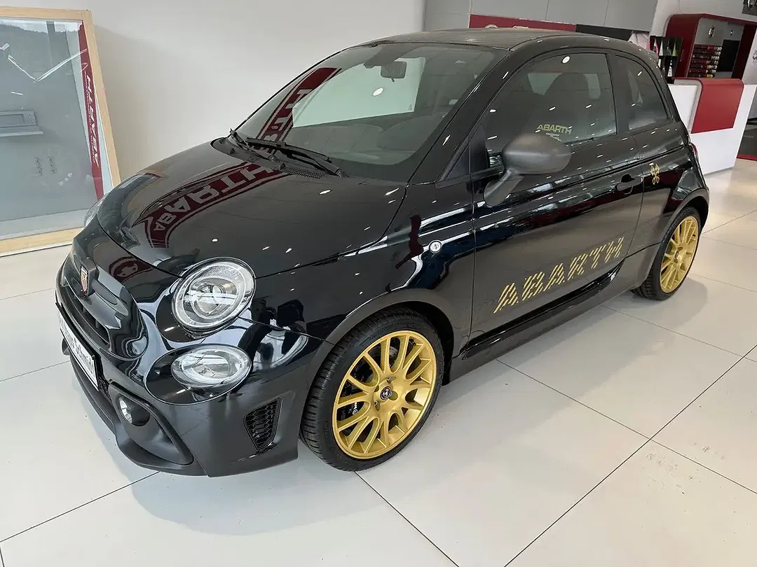 Abarth 695 75th Anniversario - foto 2