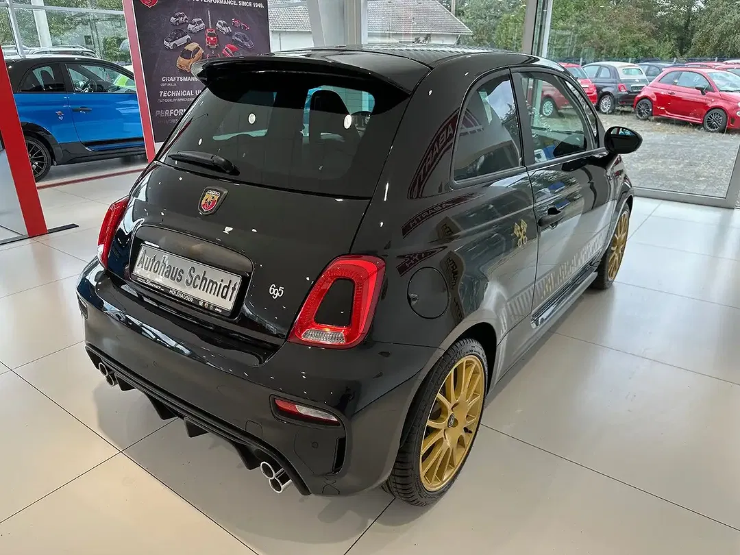 Abarth 695 75th Anniversario - Thumbnail 7