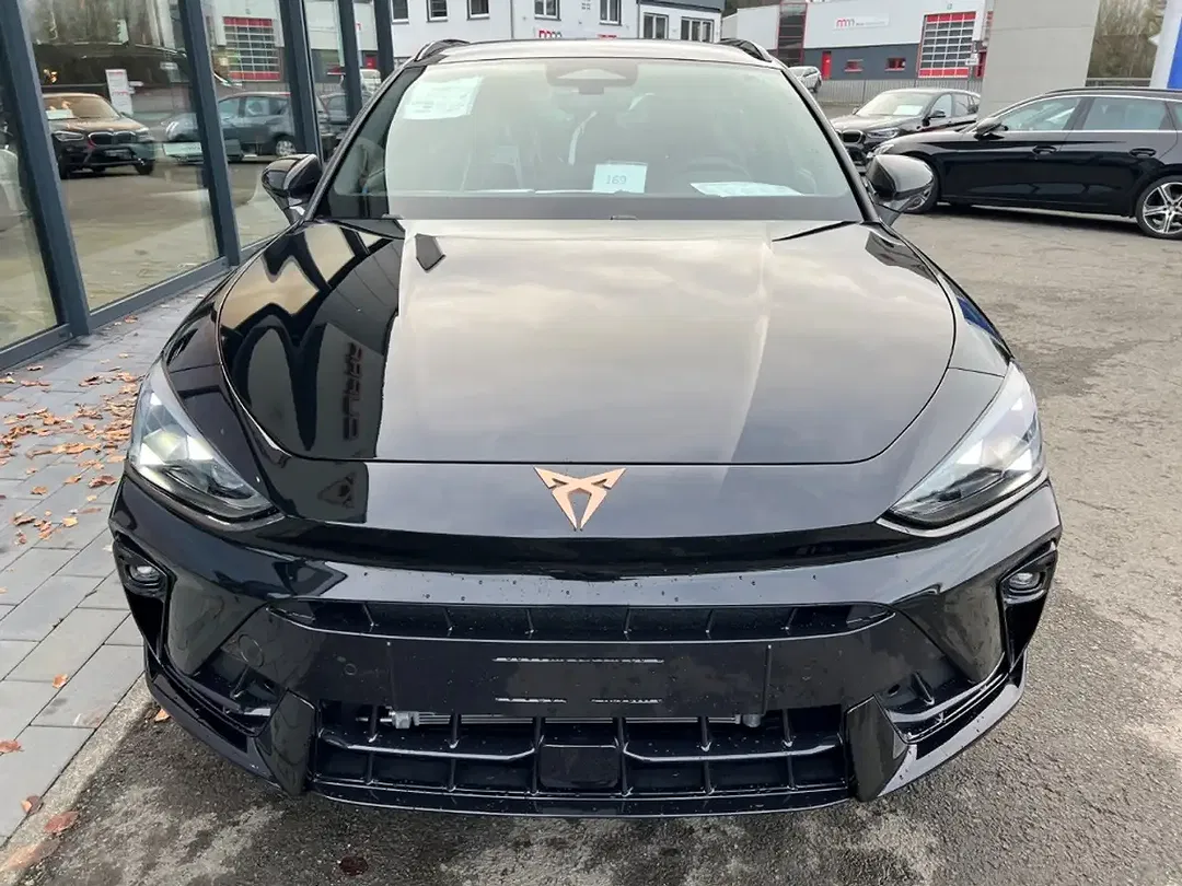 CUPRA Leon 2.0 TSI DSG 4Drive Matrix LED Sportstourer - Thumbnail 2