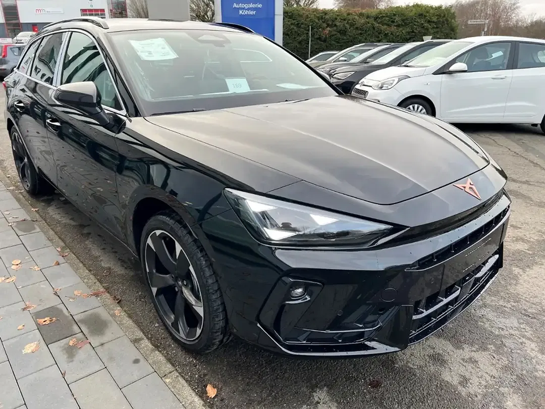CUPRA Leon 2.0 TSI DSG 4Drive Matrix LED Sportstourer - Thumbnail 3