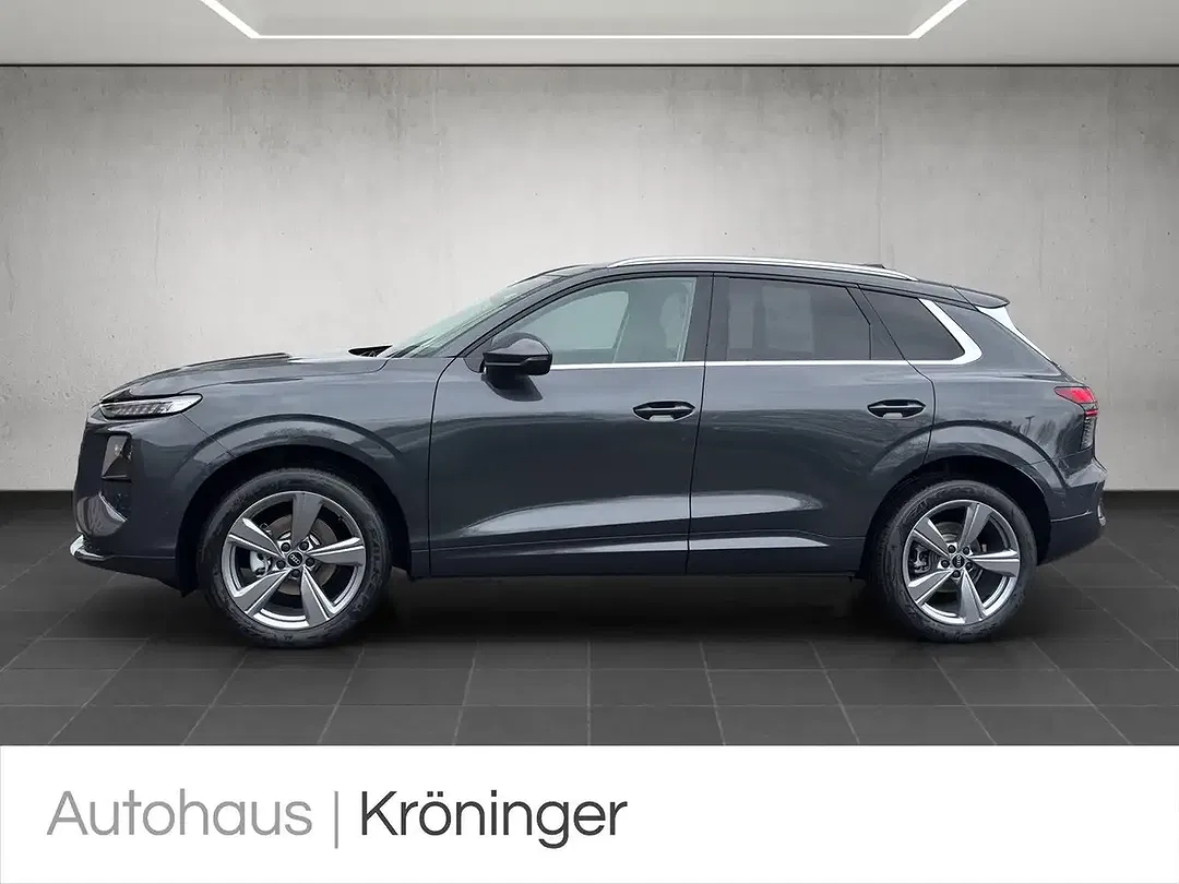 Audi Q3 TFSI S tronic - Thumbnail 3