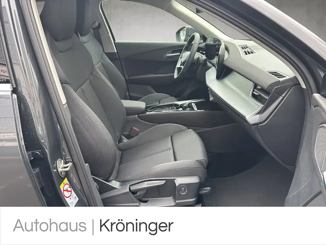 Audi Q3 TFSI S tronic - Thumbnail 9