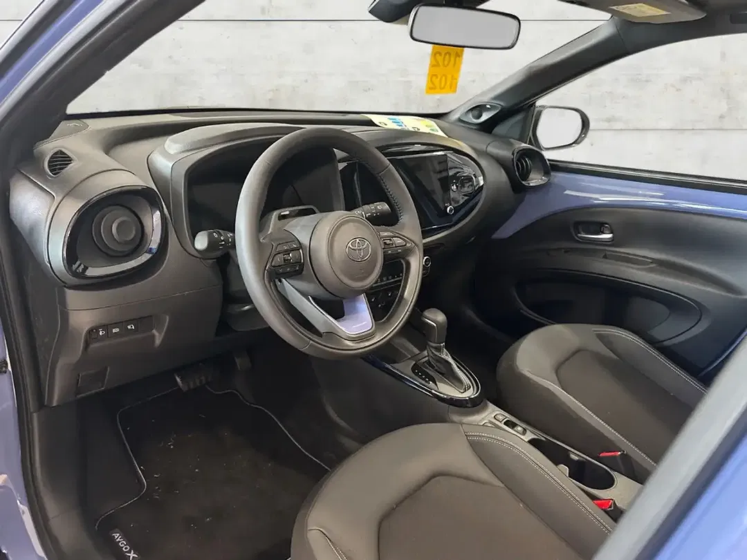 Toyota Aygo X Hybrid Lounge - Thumbnail 10