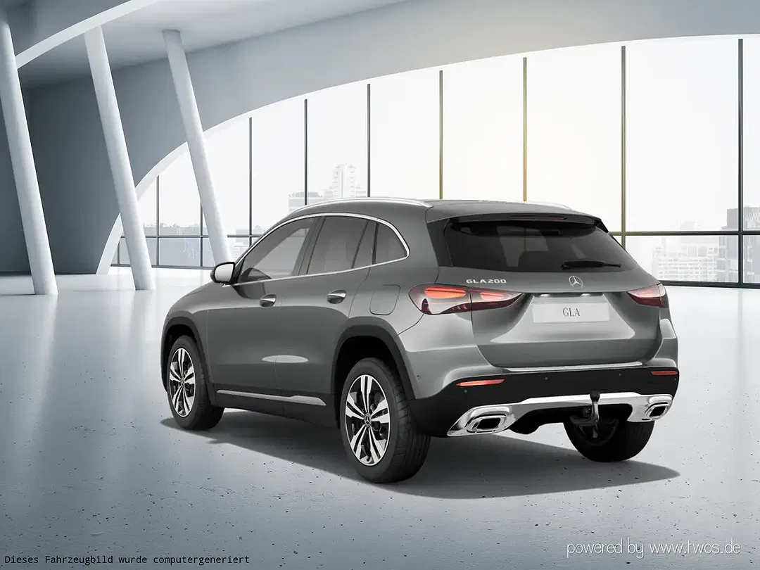 Mercedes-Benz GLA 200 - Thumbnail 13