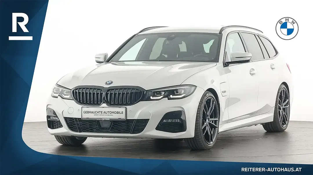 BMW 330 xDrive - Thumbnail 1