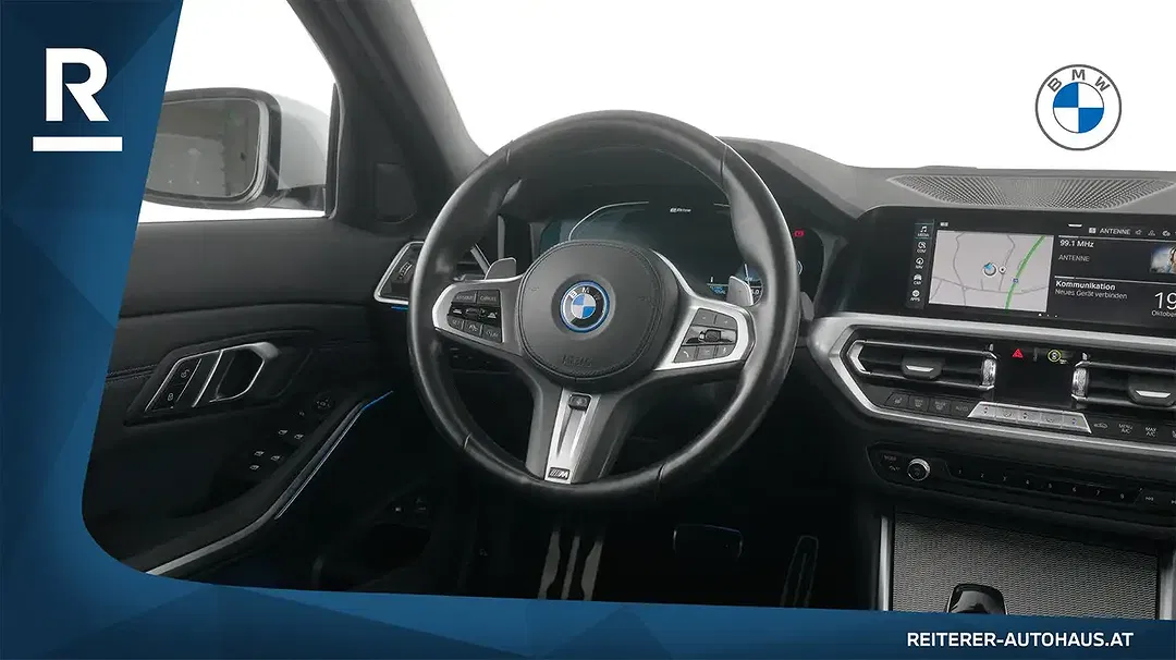 BMW 330 xDrive - Thumbnail 17