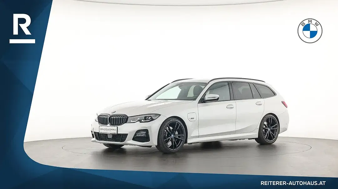 BMW 330 xDrive - Thumbnail 4