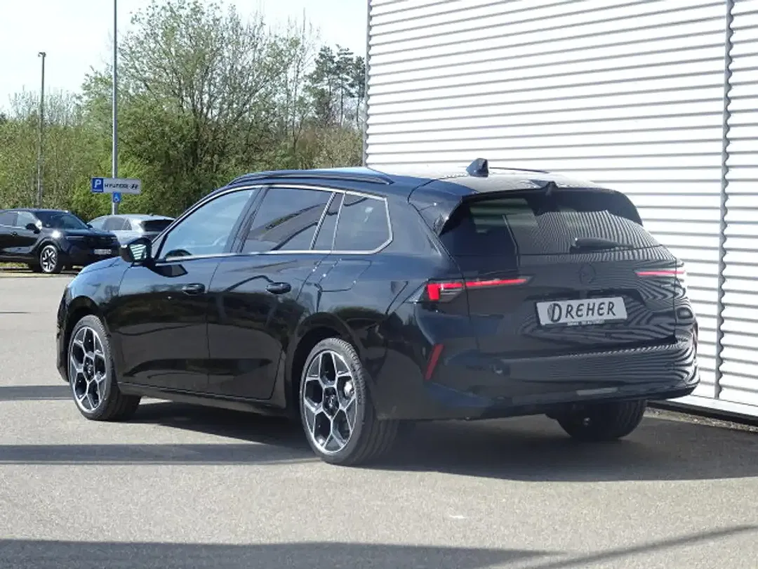 Opel Astra PHEV Ultimate - Thumbnail 3
