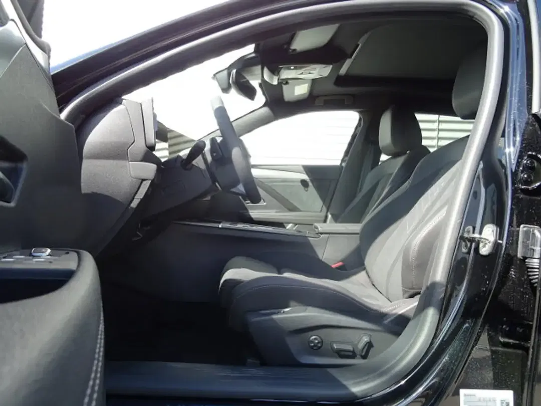 Opel Astra PHEV Ultimate - Thumbnail 6